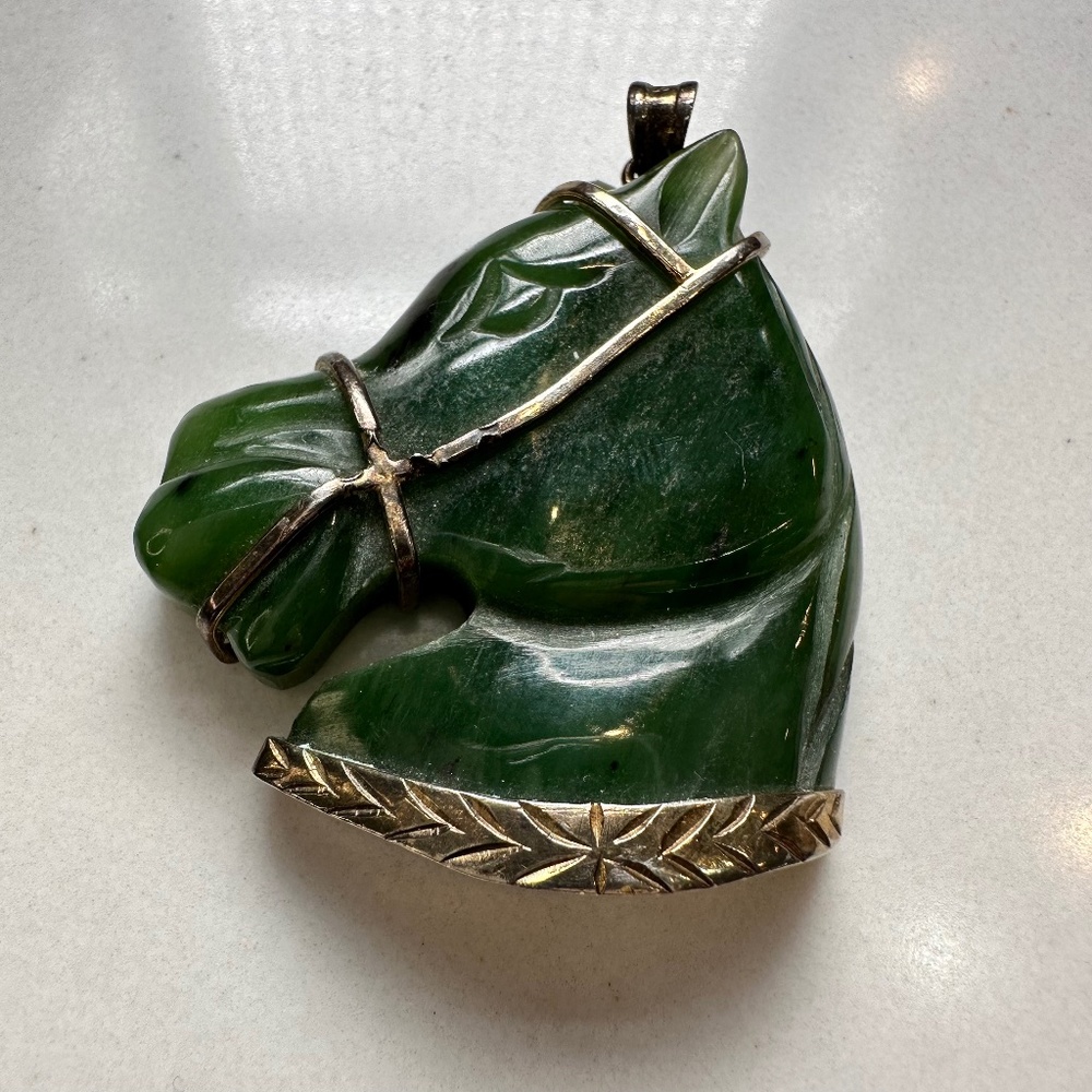 Vintage Hand Carved Natural Jade Green Horse Head Pendant w Goldtone Accents